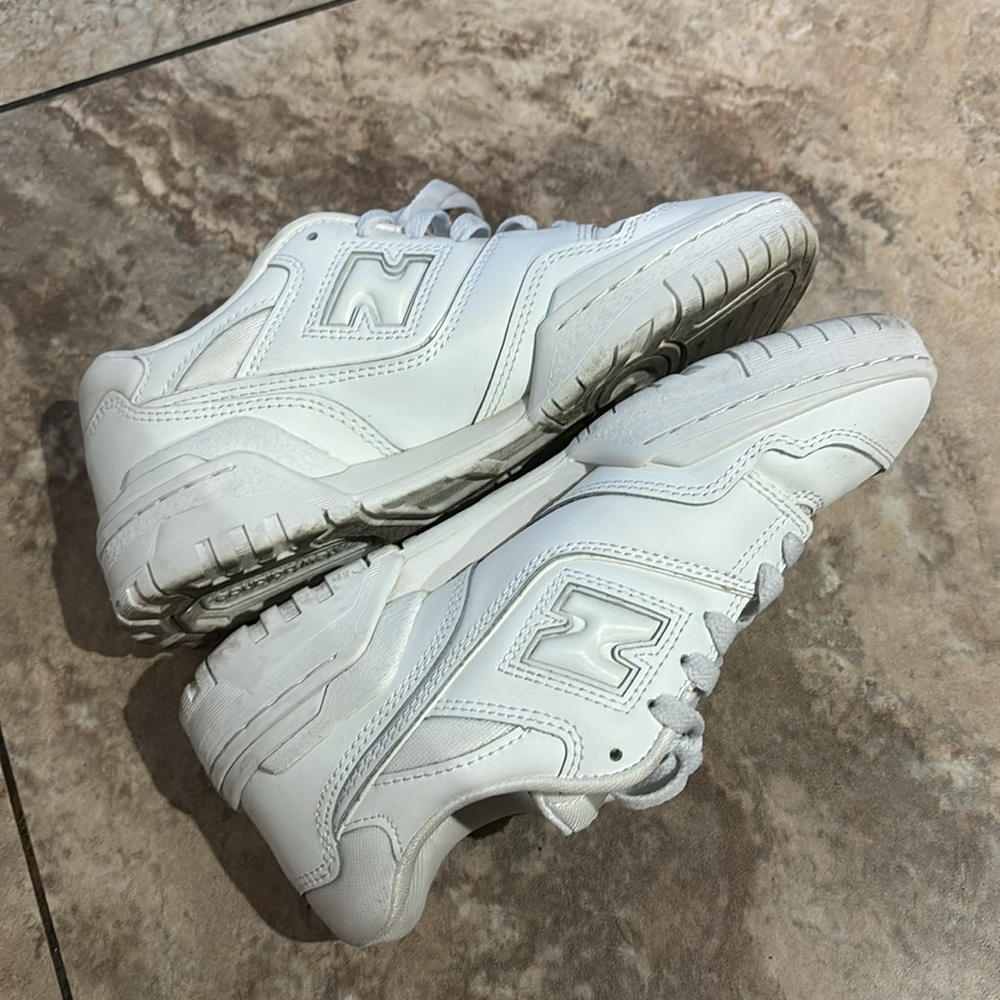 New balance 550 size 5.5 - Picture 6 of 8